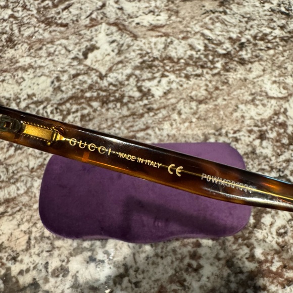 Gucci Eyeglasses 🤎 - Picture 10 of 10